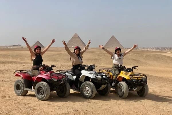 Escursione in Quad alle Piramidi di Giza