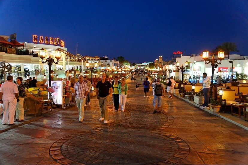 Serata a Naama Bay – Il cuore notturno di Sharm El Sheikh