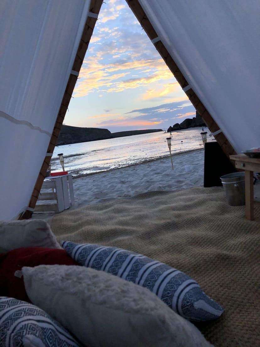 Campeggio nel deserto